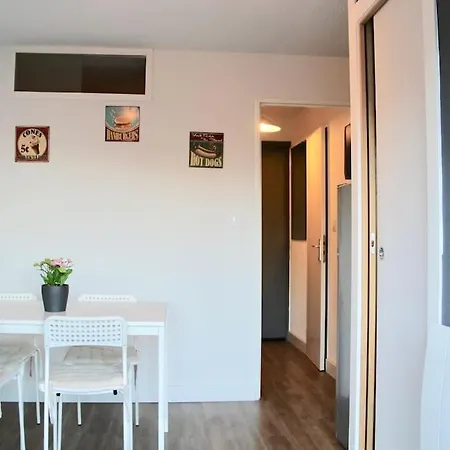 Apartment L'oberoi, P2 Cabine Etoile Climatise, Piscine, Parking , Wi-fi, *